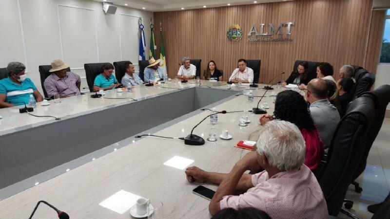 AL E PESCADORES